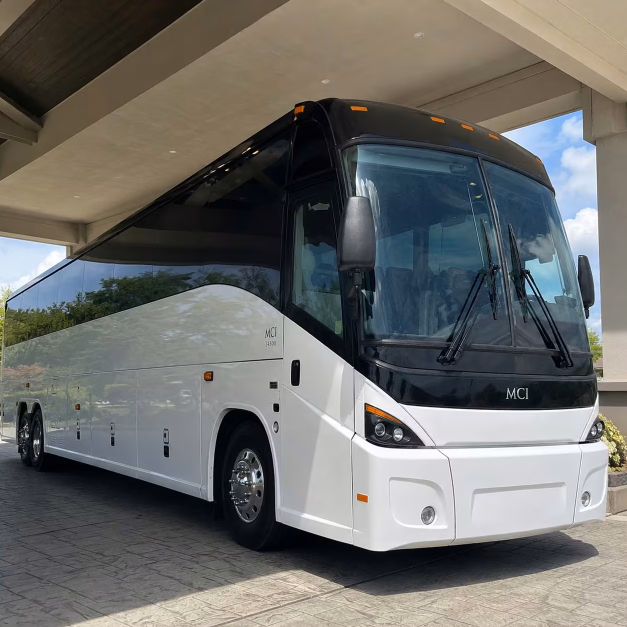 getting your group to portland international airport pdx from hillsboro has never been easier