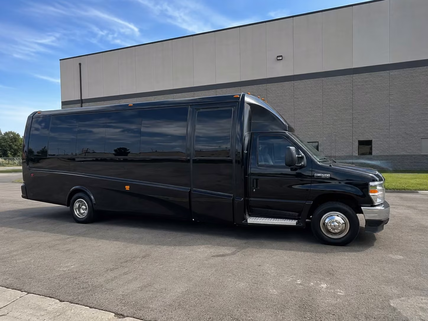 hillsboro bus rentals for school field trips