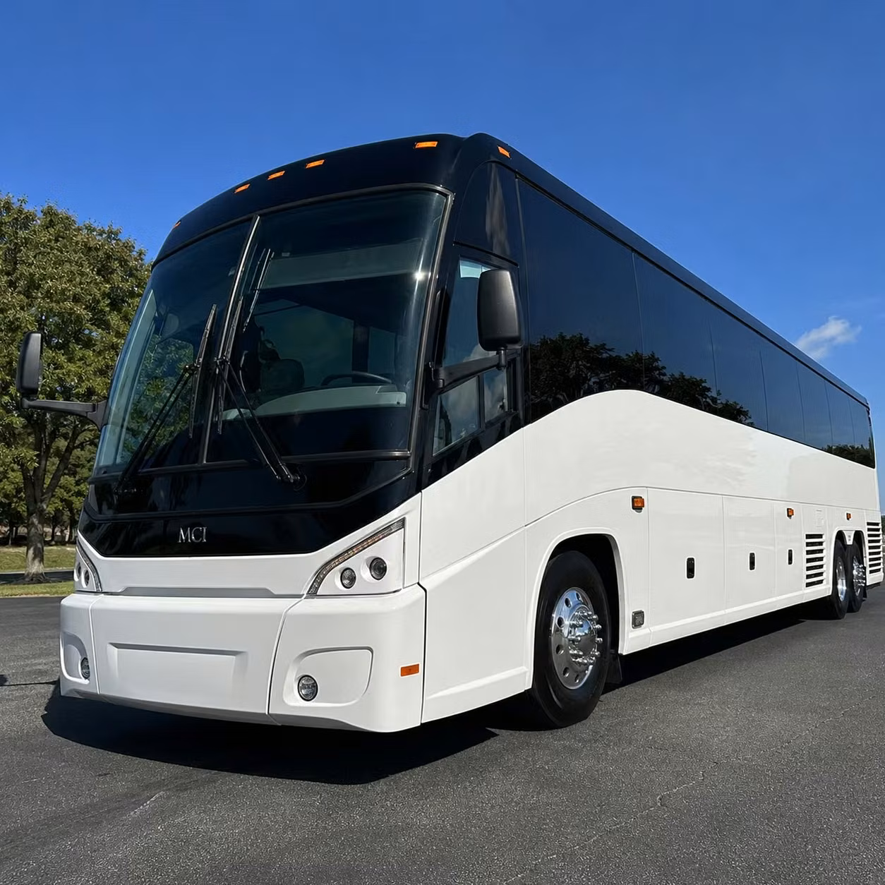 hillsboro school groups and athletic teams travel smarter with long distance bus rentals